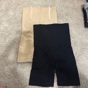 High waisted bike shorts pack of 2, spandex material, black and tan, size Small